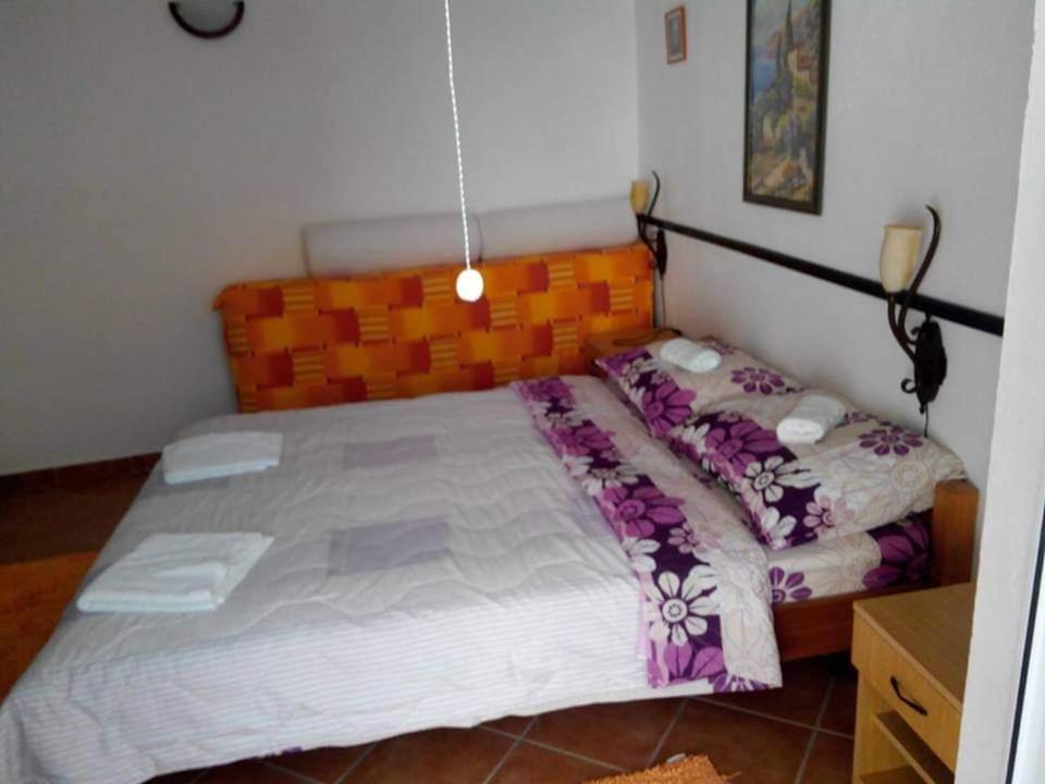 Apartmani Linda Vodice Zewnętrze zdjęcie